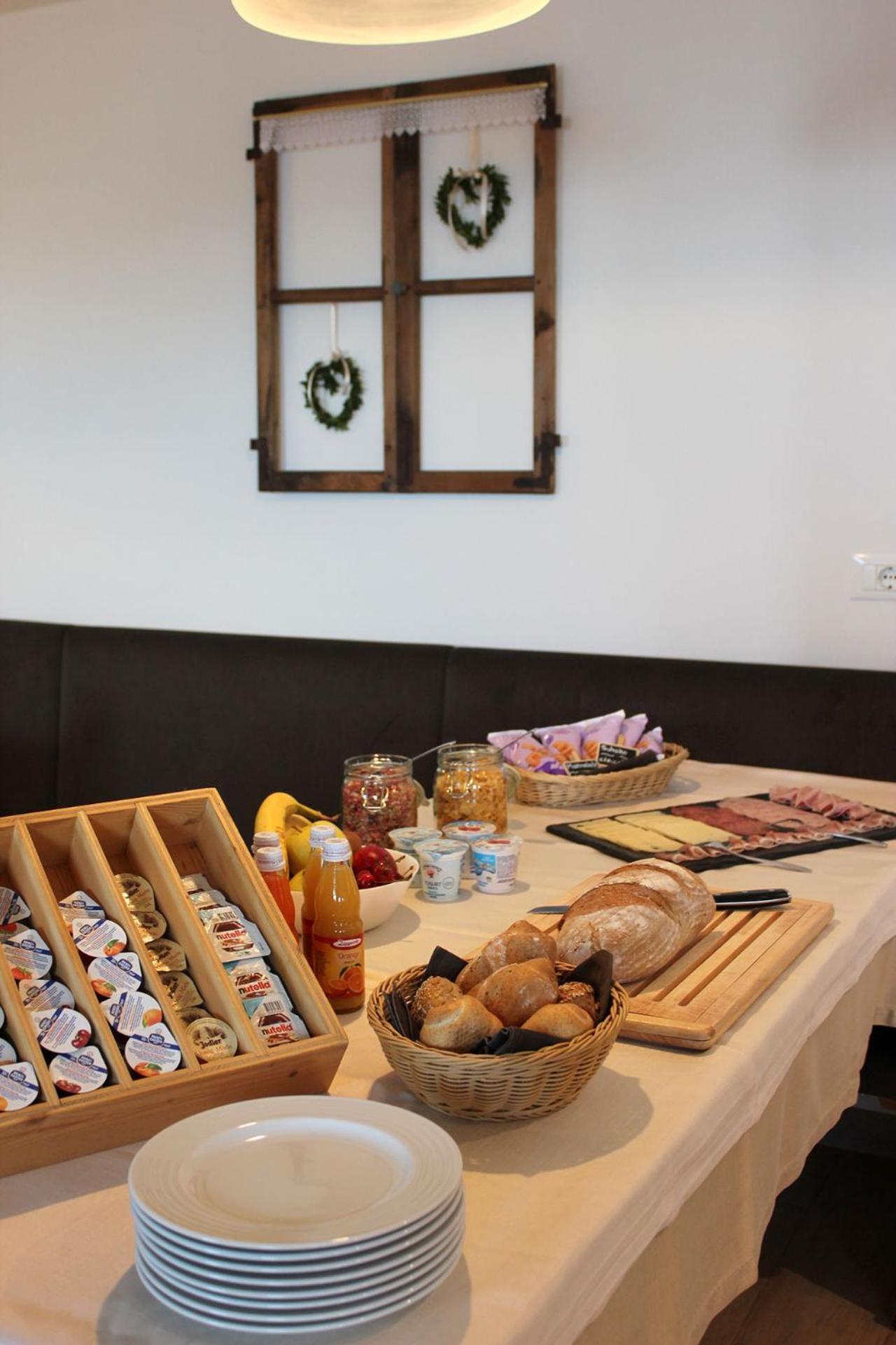 Oberkirn Bed & Breakfast